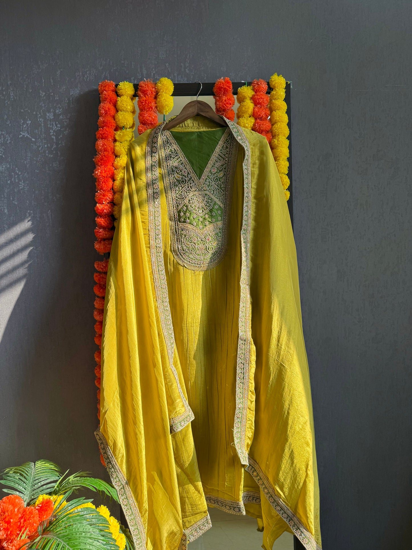 Crush tissue marori aari work suit