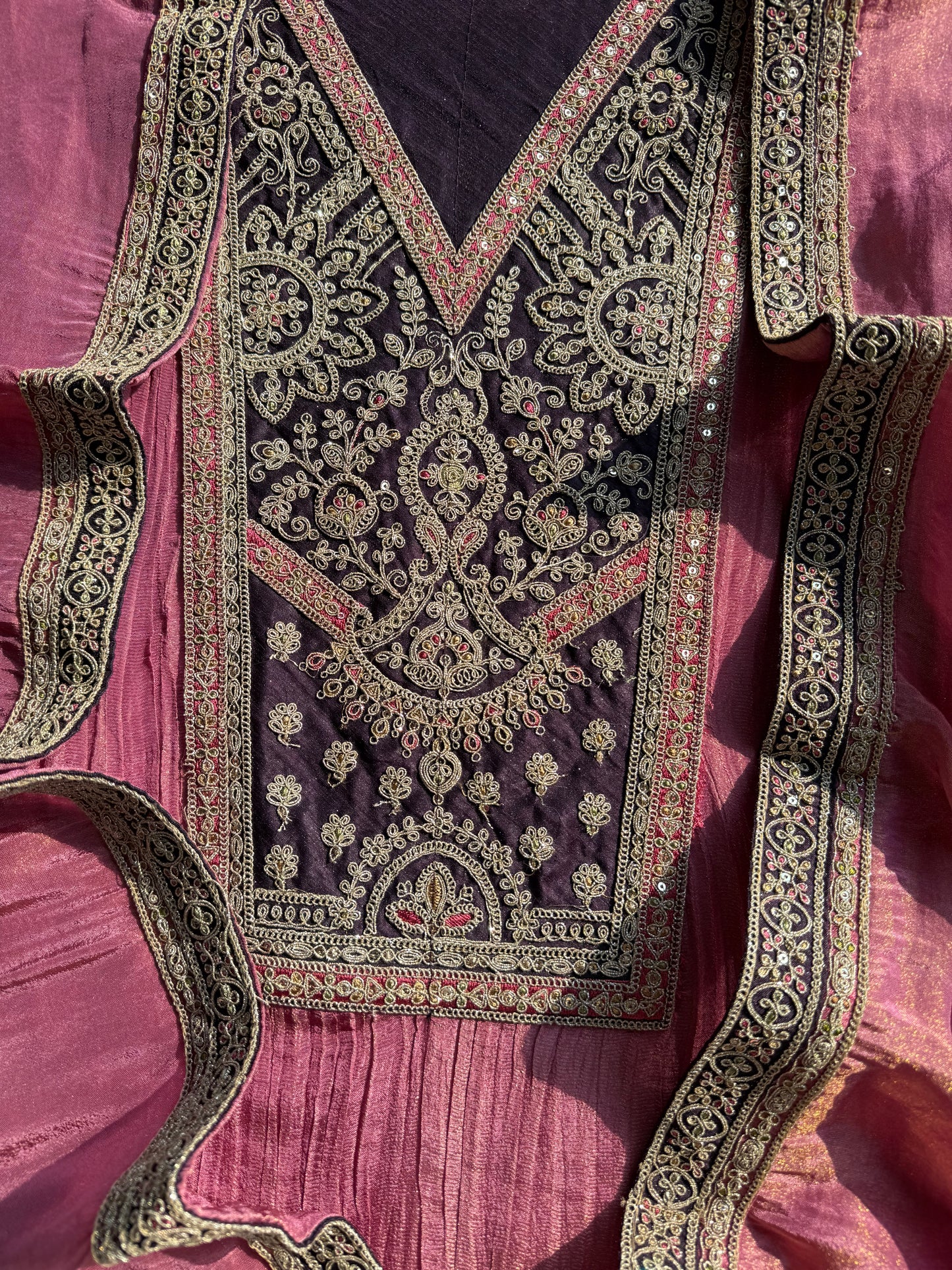 Crush tissue marori aari work suit