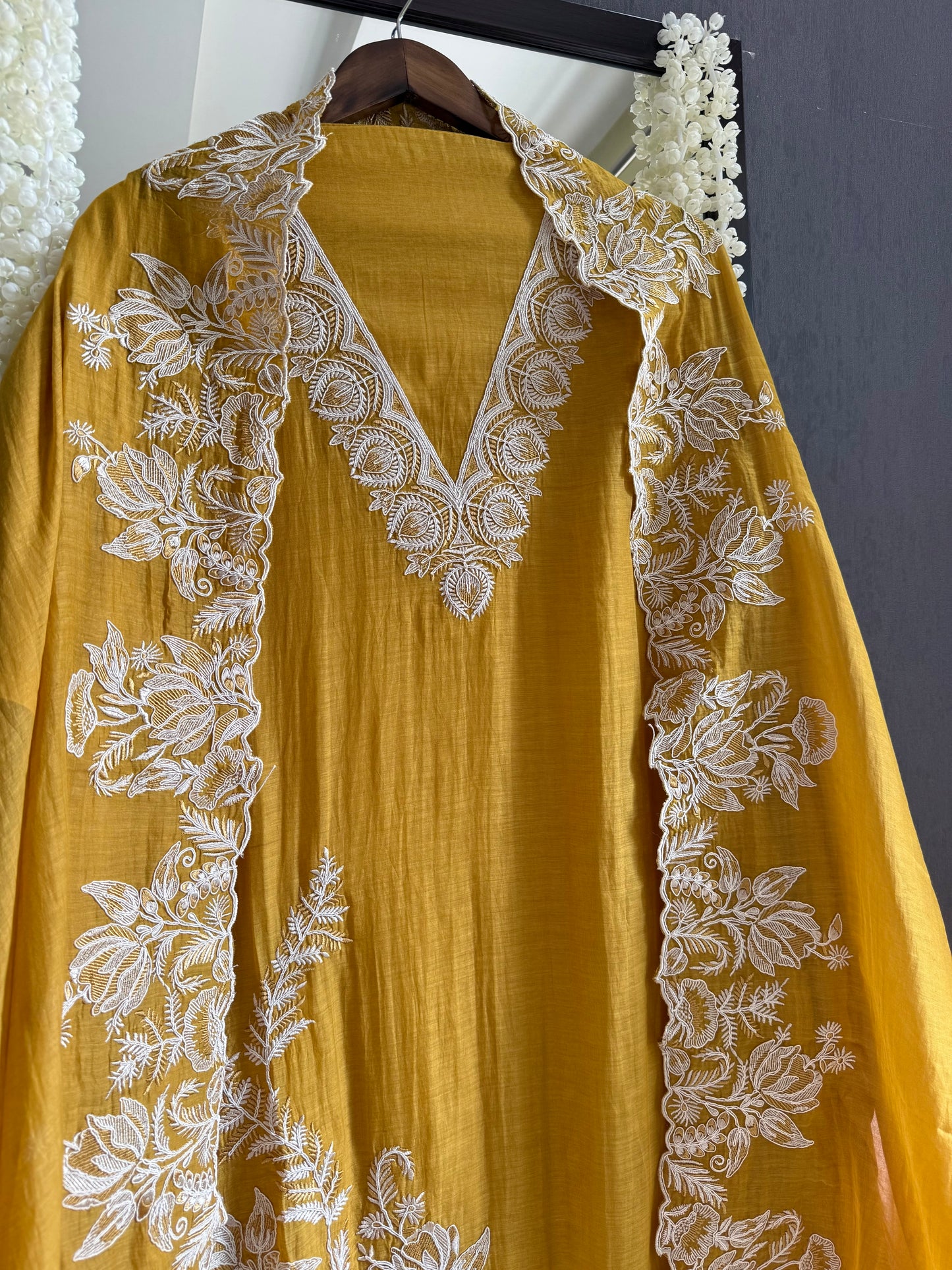 Luxurious aari work Mul chanderi suit