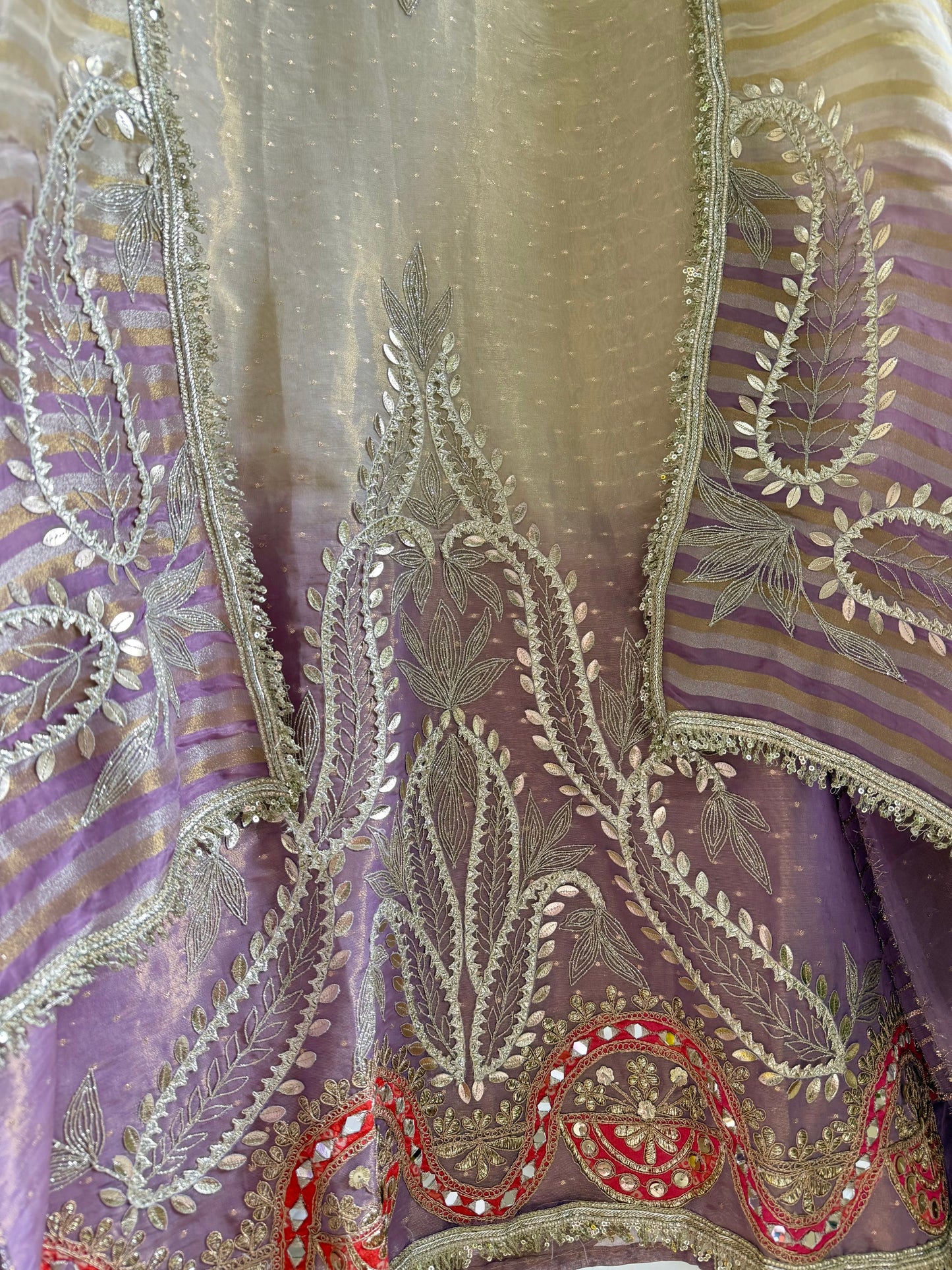 Luxurious Gotapatti ombré suit