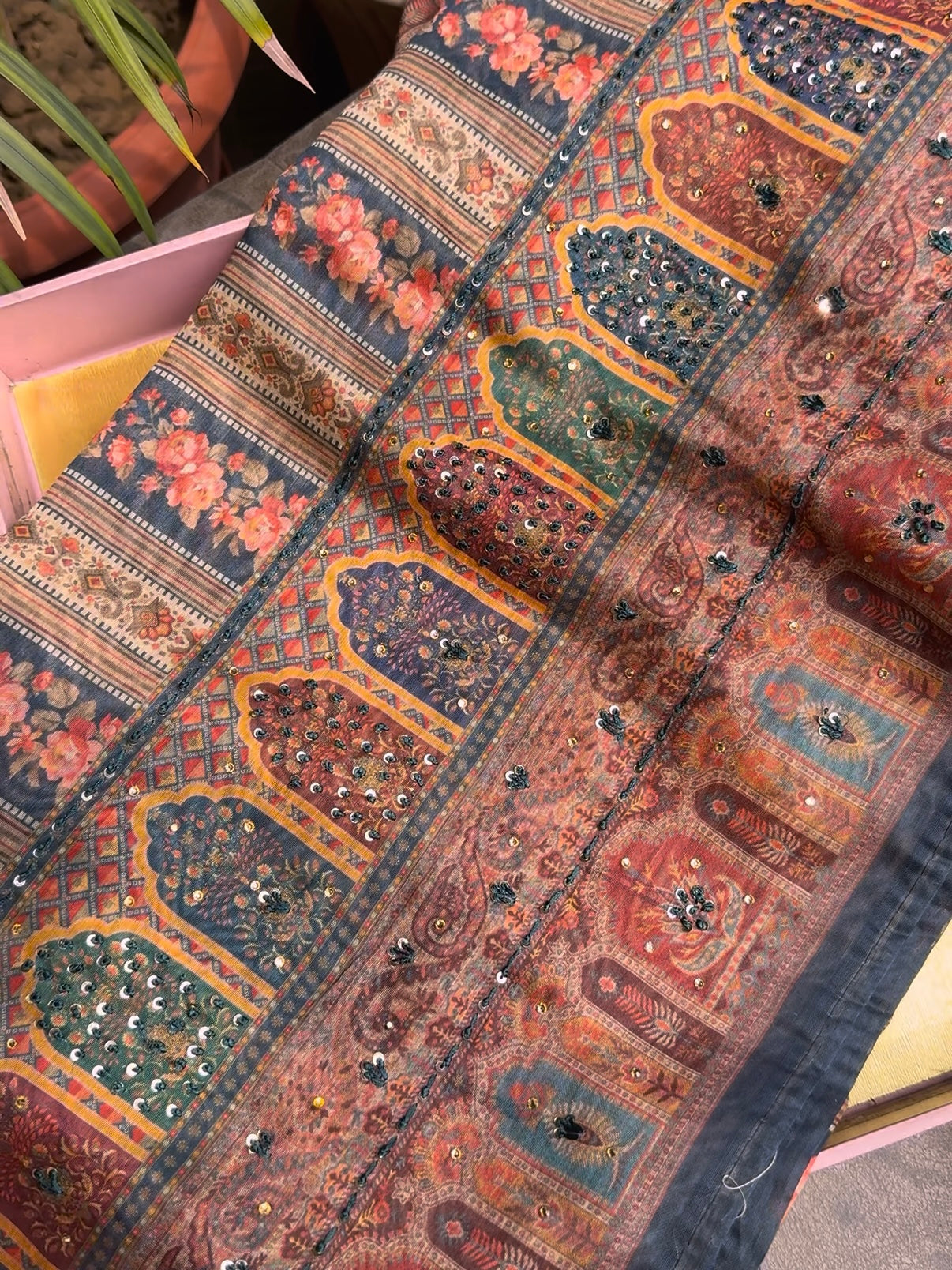 Maheshwari floral kantha work Unstitched suit