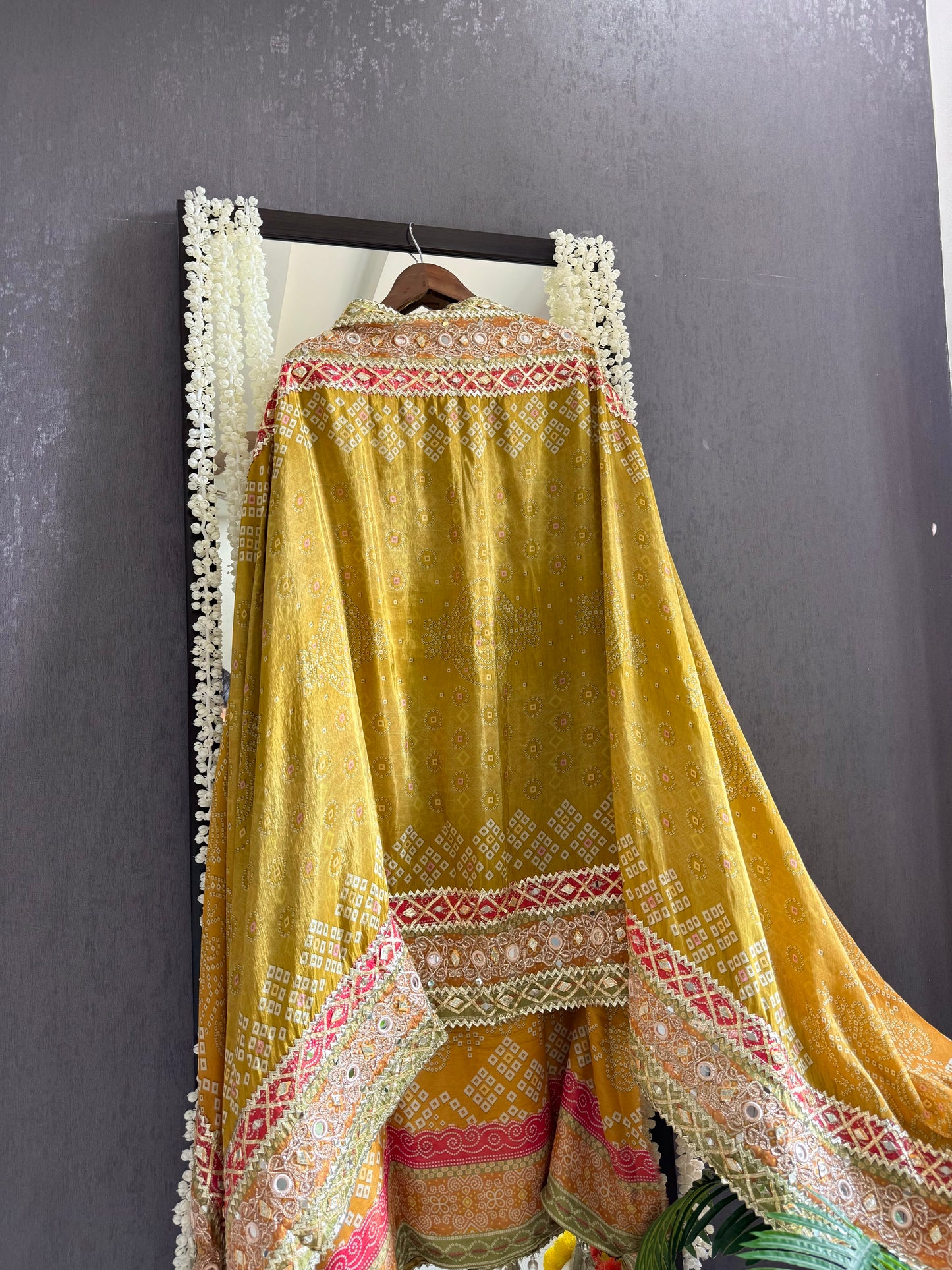 Luxurious bandhani ombré gotapatti suits