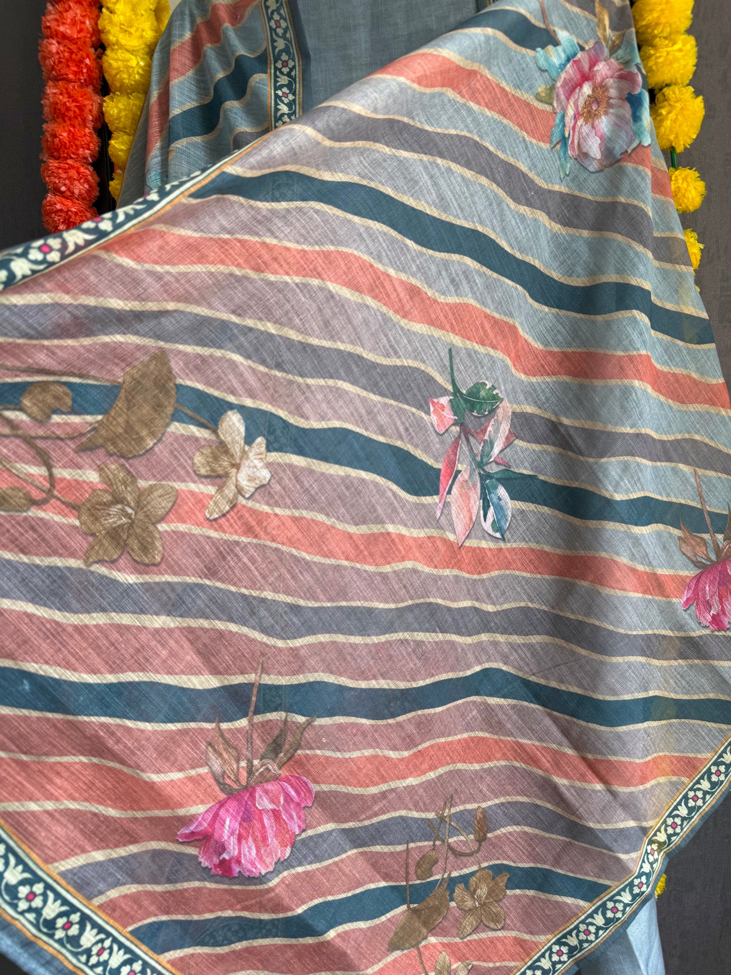 Pure linen lotus kantha work suit