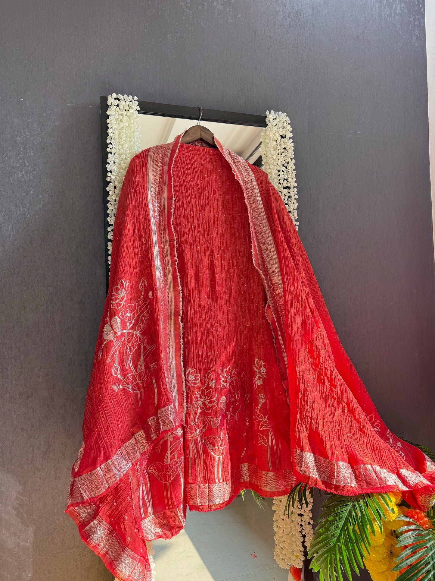 Luxurious crush benarsi lotus suit