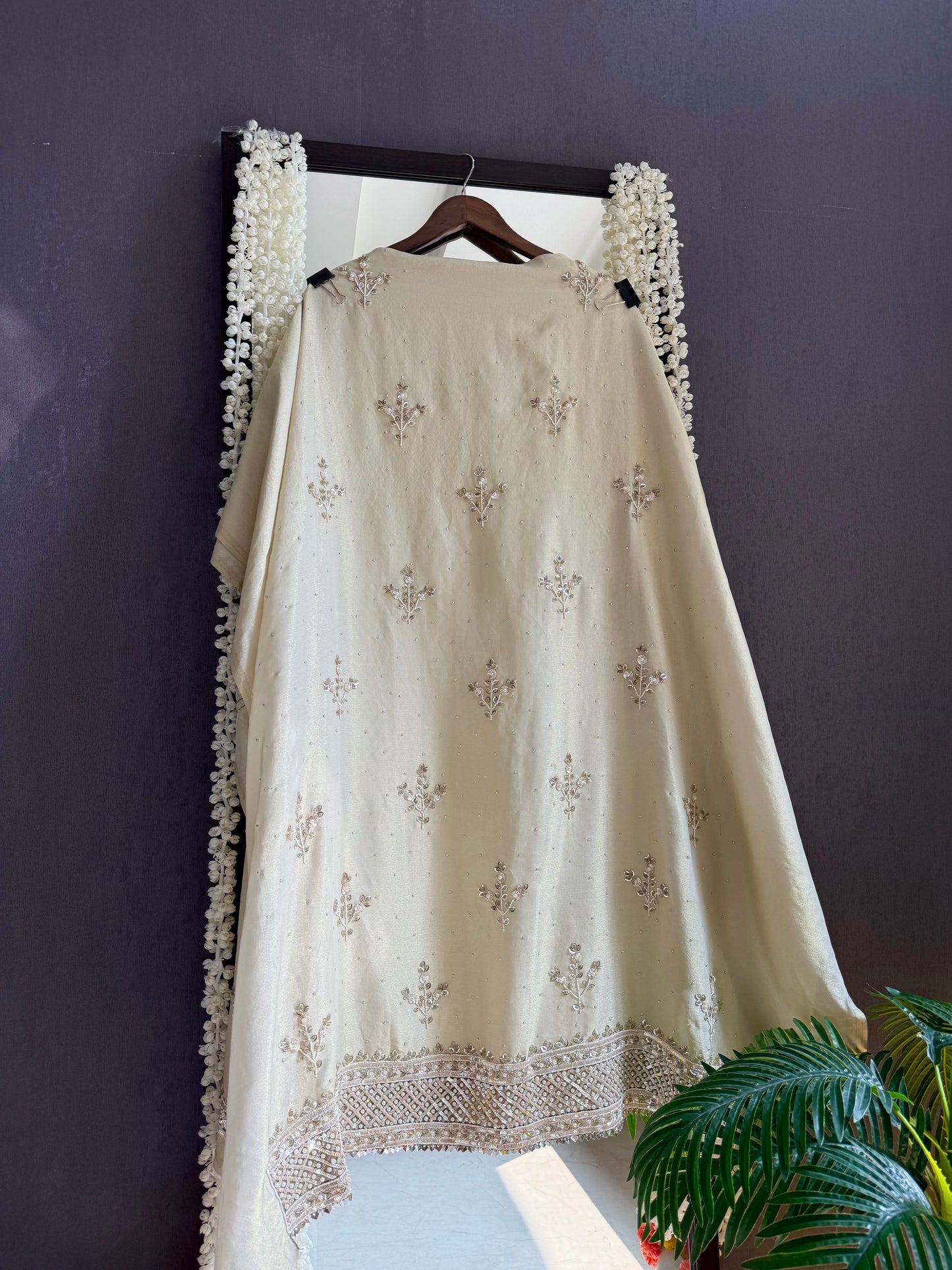 Luxurious dreamy handwork suit