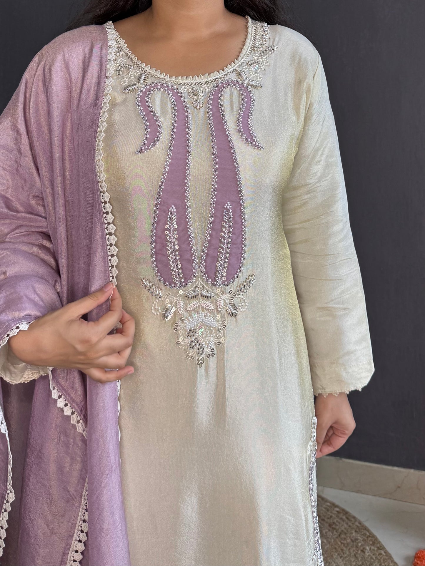 Tissue silk Handwork suit set