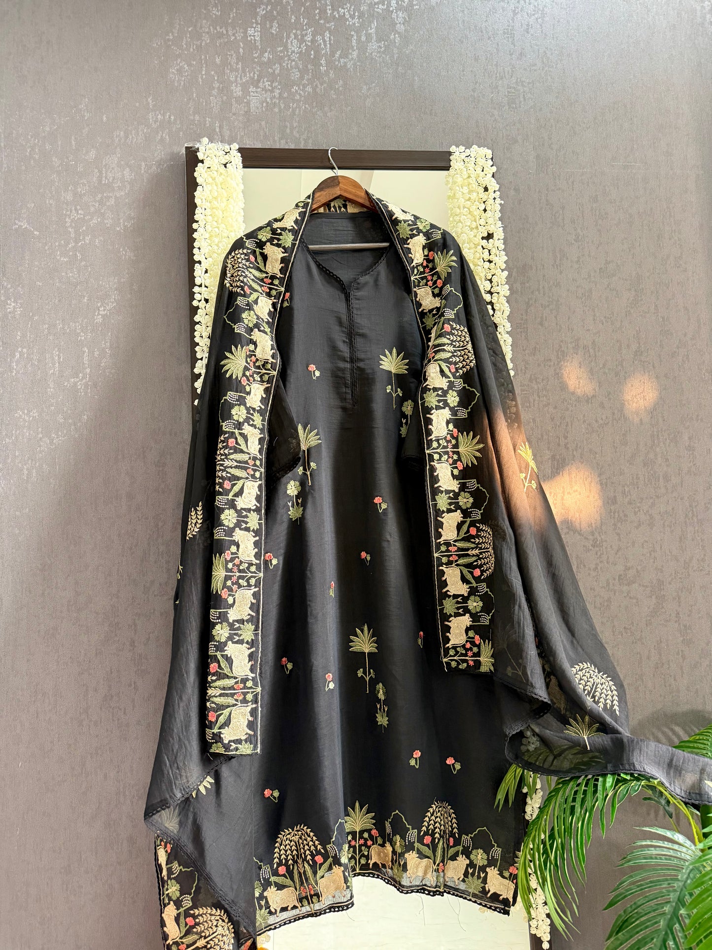 Luxurious Mul chanderi pichwai suit