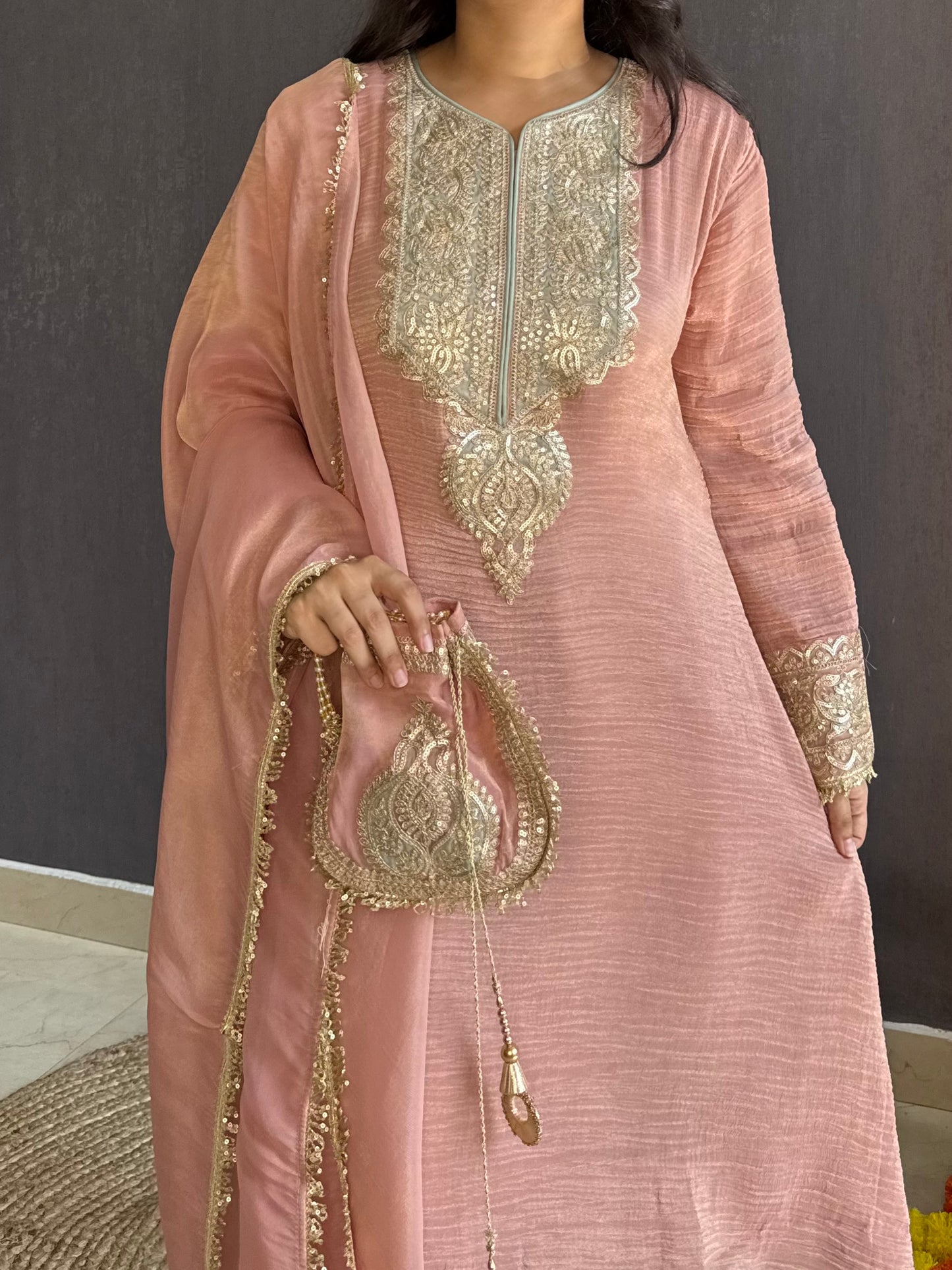 Luxurious crush tissue aari work set
