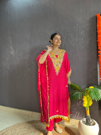 Gotapatti aari work kaftan set