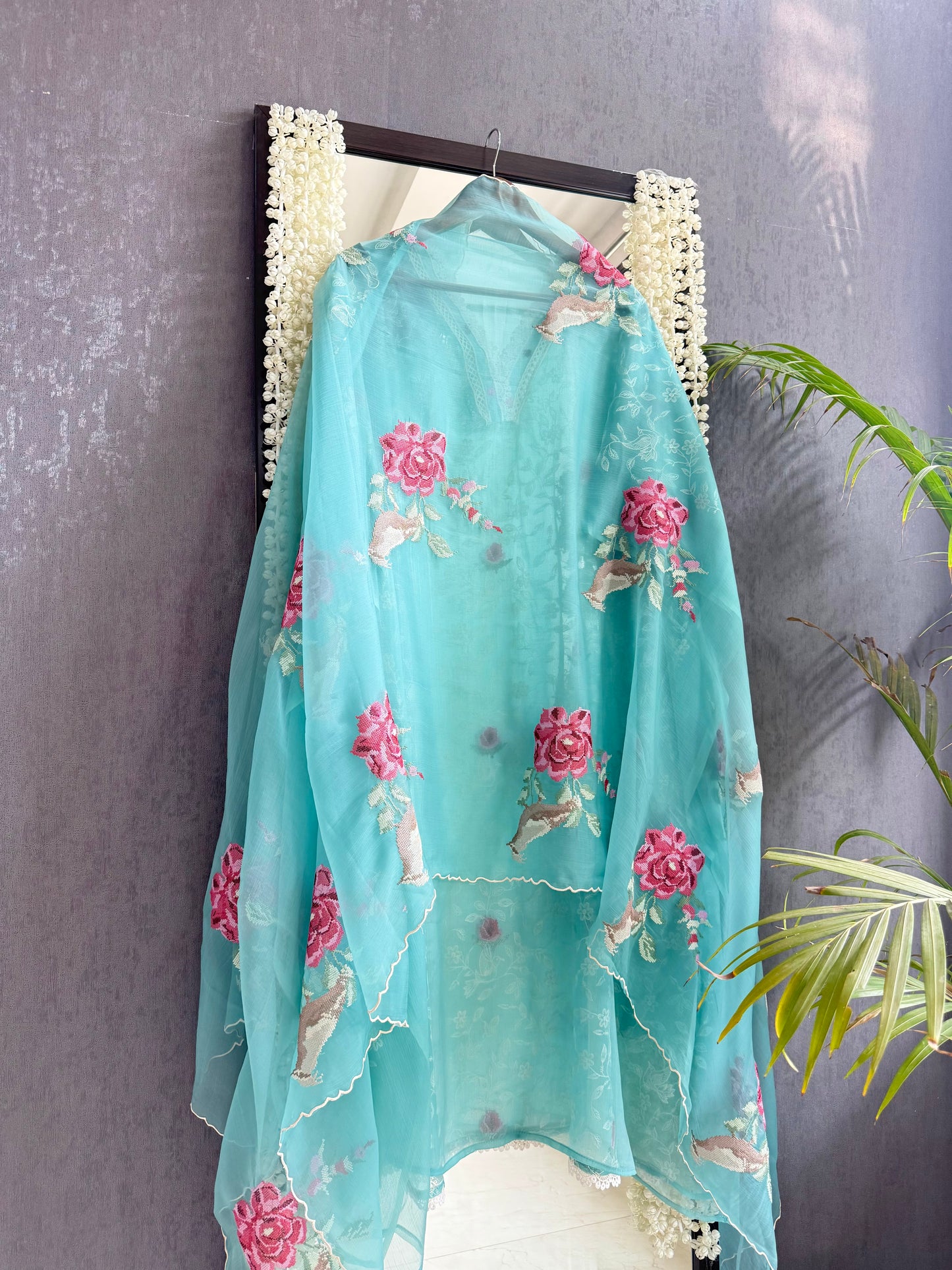 Cross stitch roses birds suit