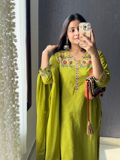 Boho mirror Handwork set