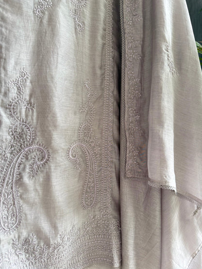 Luxurious Mul chanderi monochromatic threadwork suit