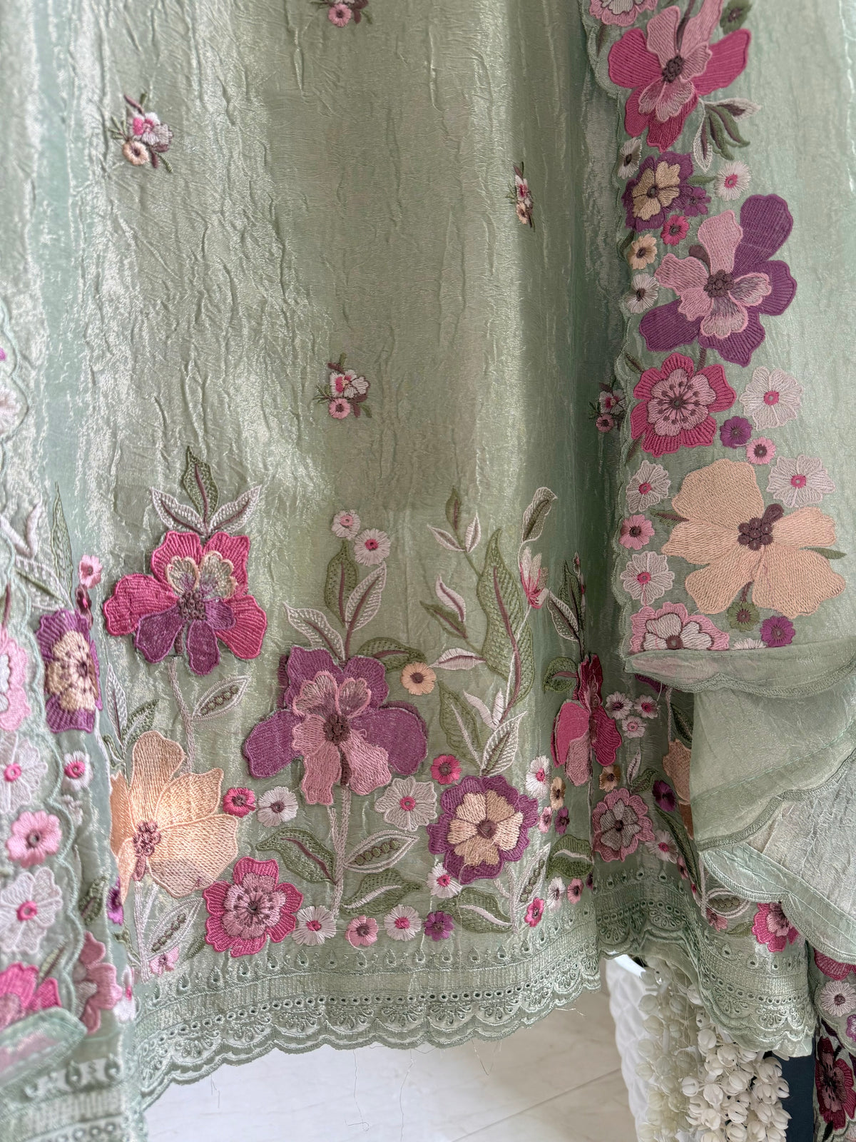 Luxurious Mul chanderi appliqué work floral suit