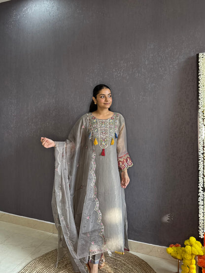 Tissue silk Handwork suit set