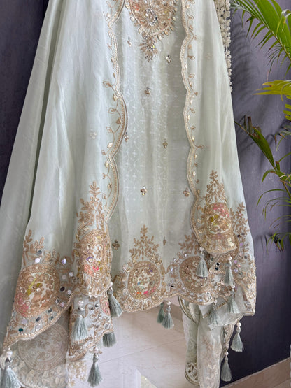 Luxurious Gotapatti Dori work Tissue silk suit