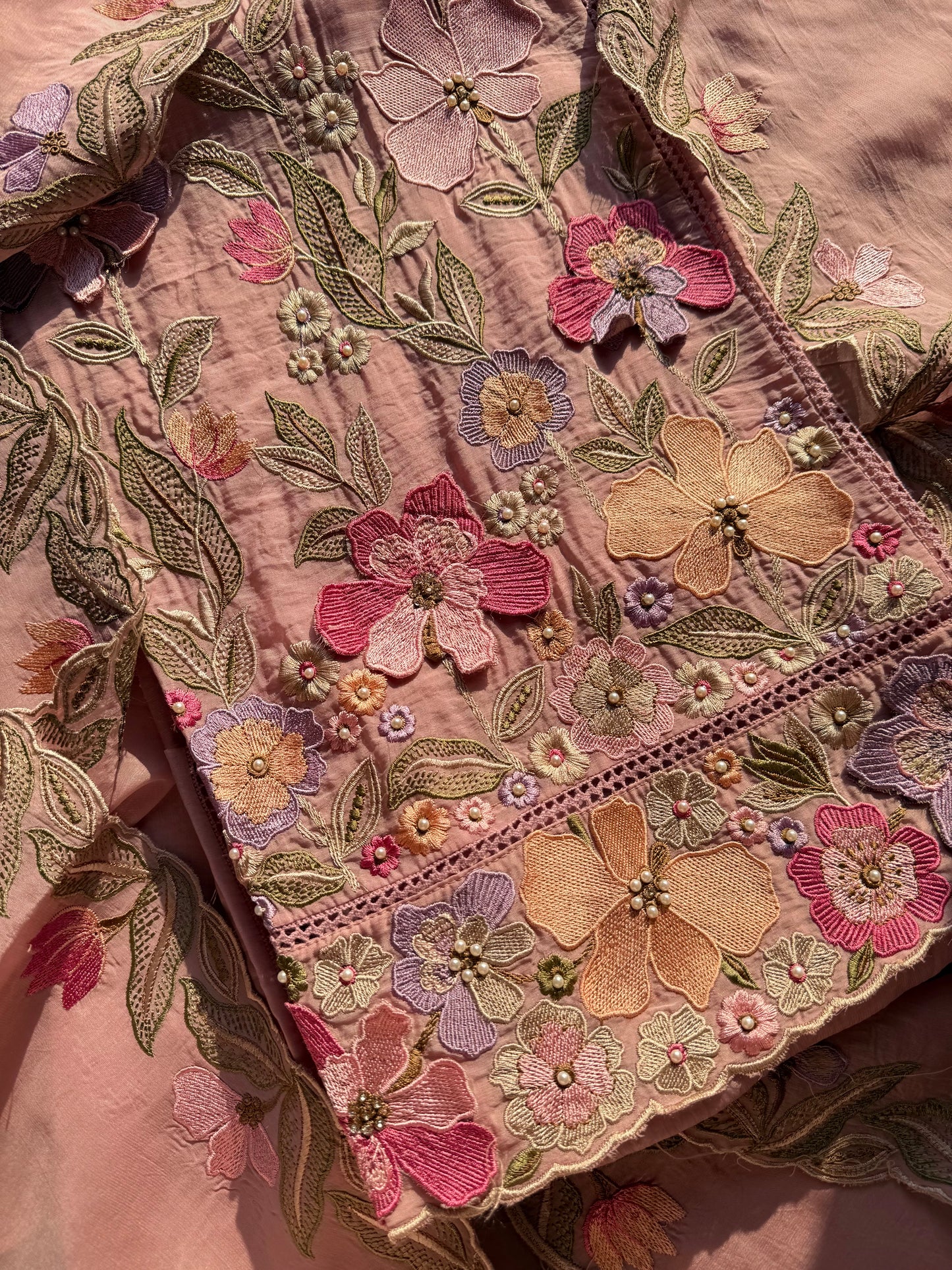 Luxurious organza appliqué work floral suit