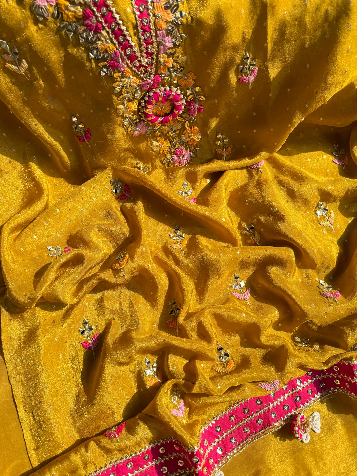 Luxurious Gotapatti Tissue silk suit