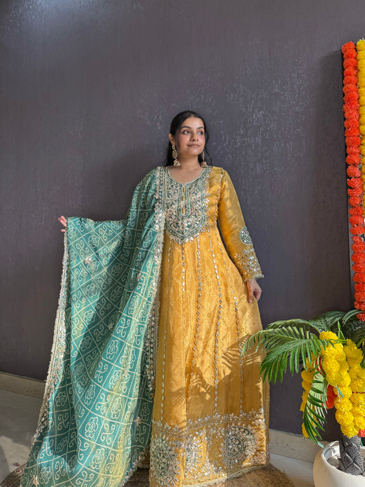 Luxurious Bandhani gotapatti anarkali set