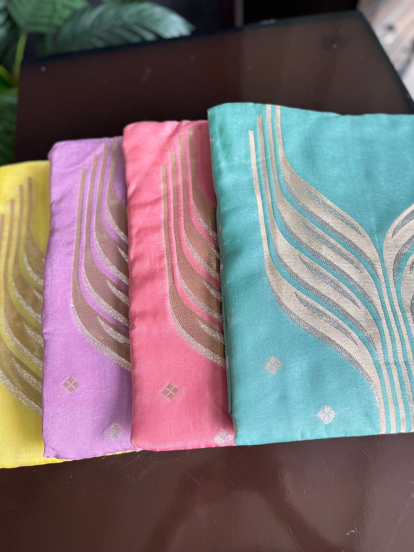 Benarsi silk suit