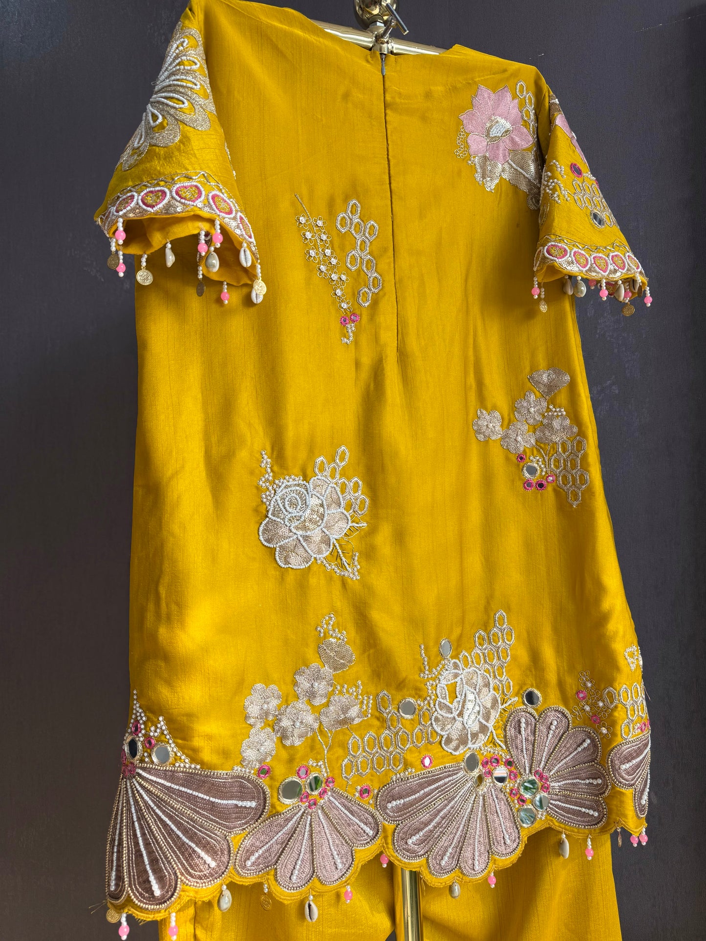 Luxurious raw silk Handwork set