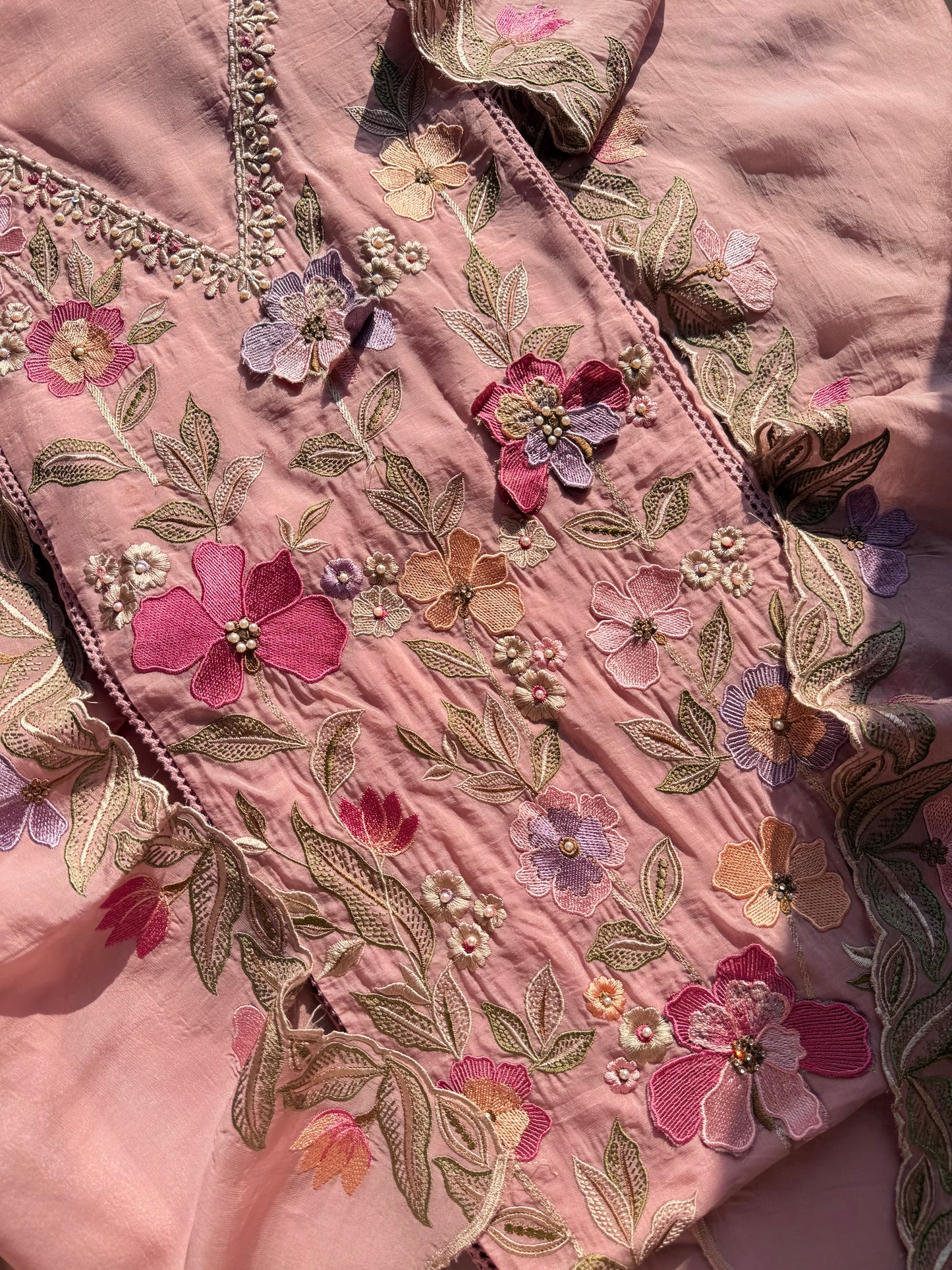 Luxurious organza appliqué work floral suit