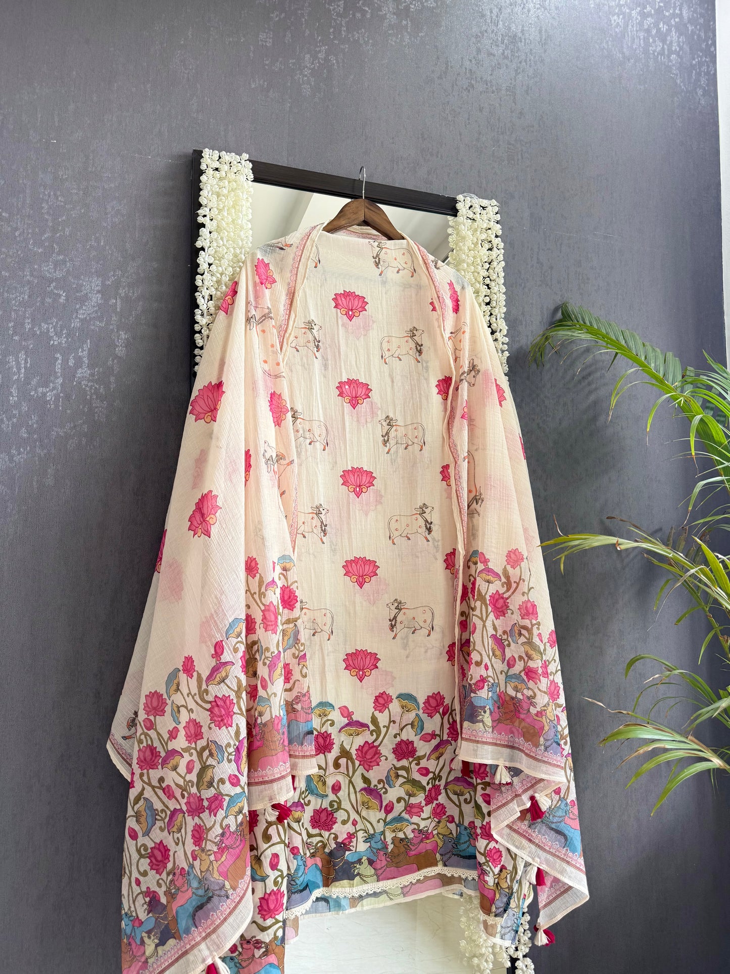 Mulmul cotton pichwai suit