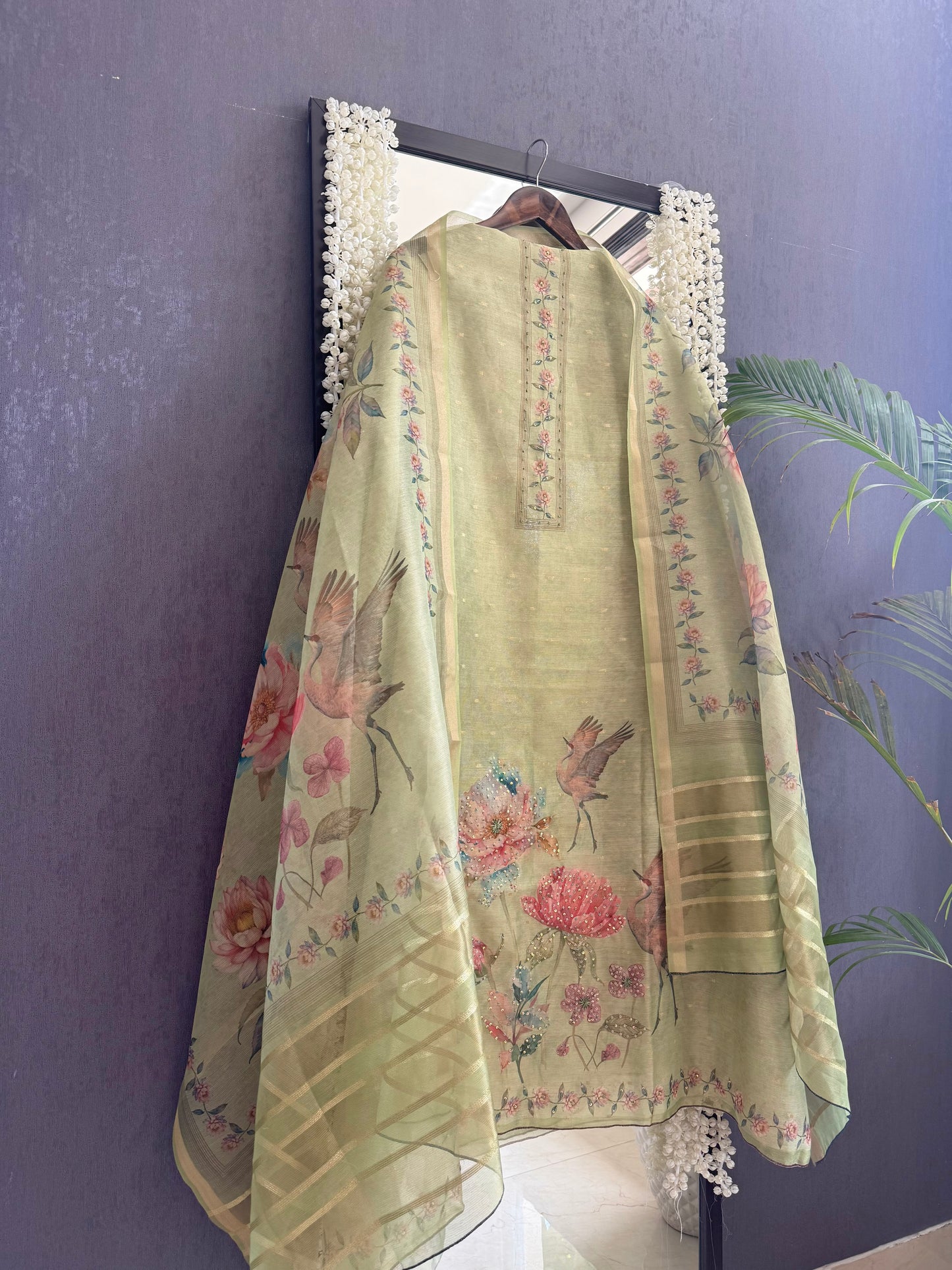 Tissue zari flamingos suit