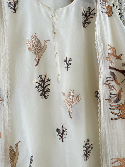 Luxurious Mul chanderi deers swans suit