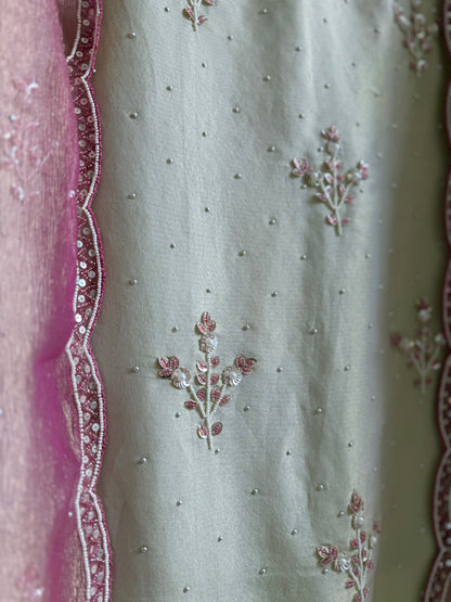 Luxurious dreamy handwork suit