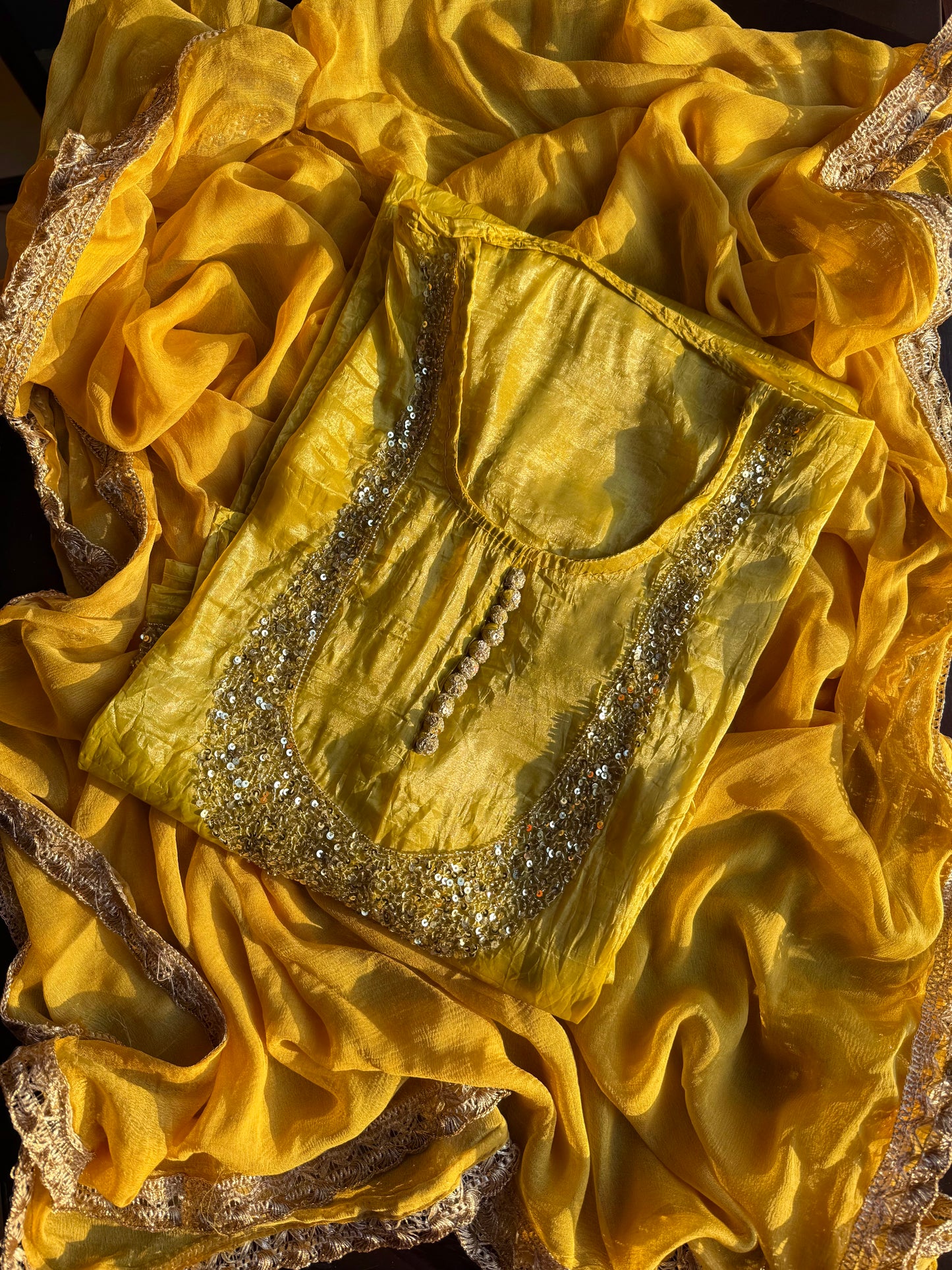 Handwork Crush Tissue silk suit