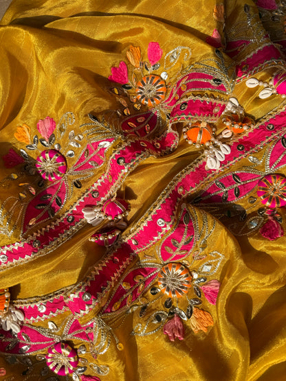 Luxurious Gotapatti Tissue silk suit