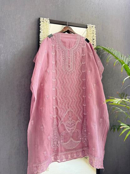 Luxurious Mul chanderi lucknowi bouquet suit