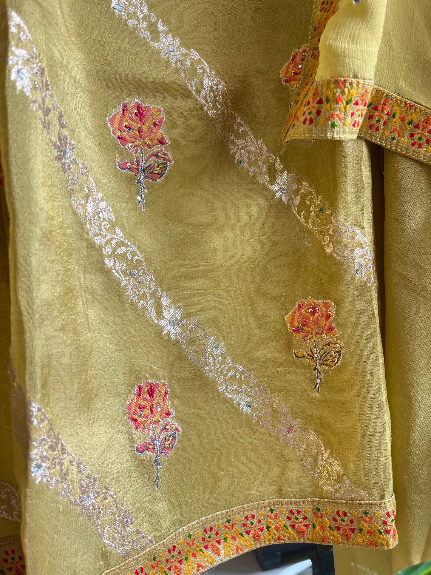 Meenakari Benarsi Tissue silk suit
