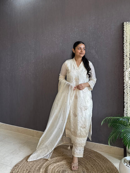 Gold appliqué floral chanderi suit