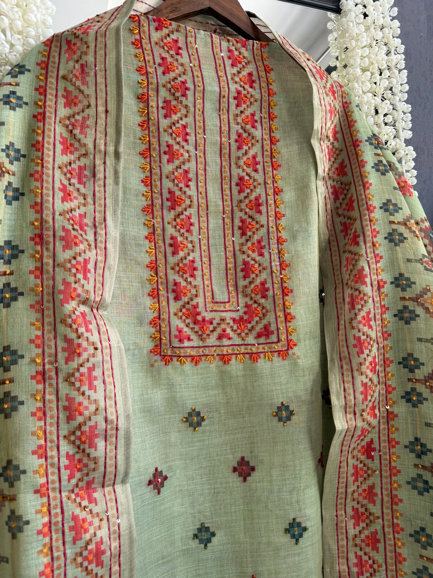 Linen ikkat Frenchknot kantha work suit