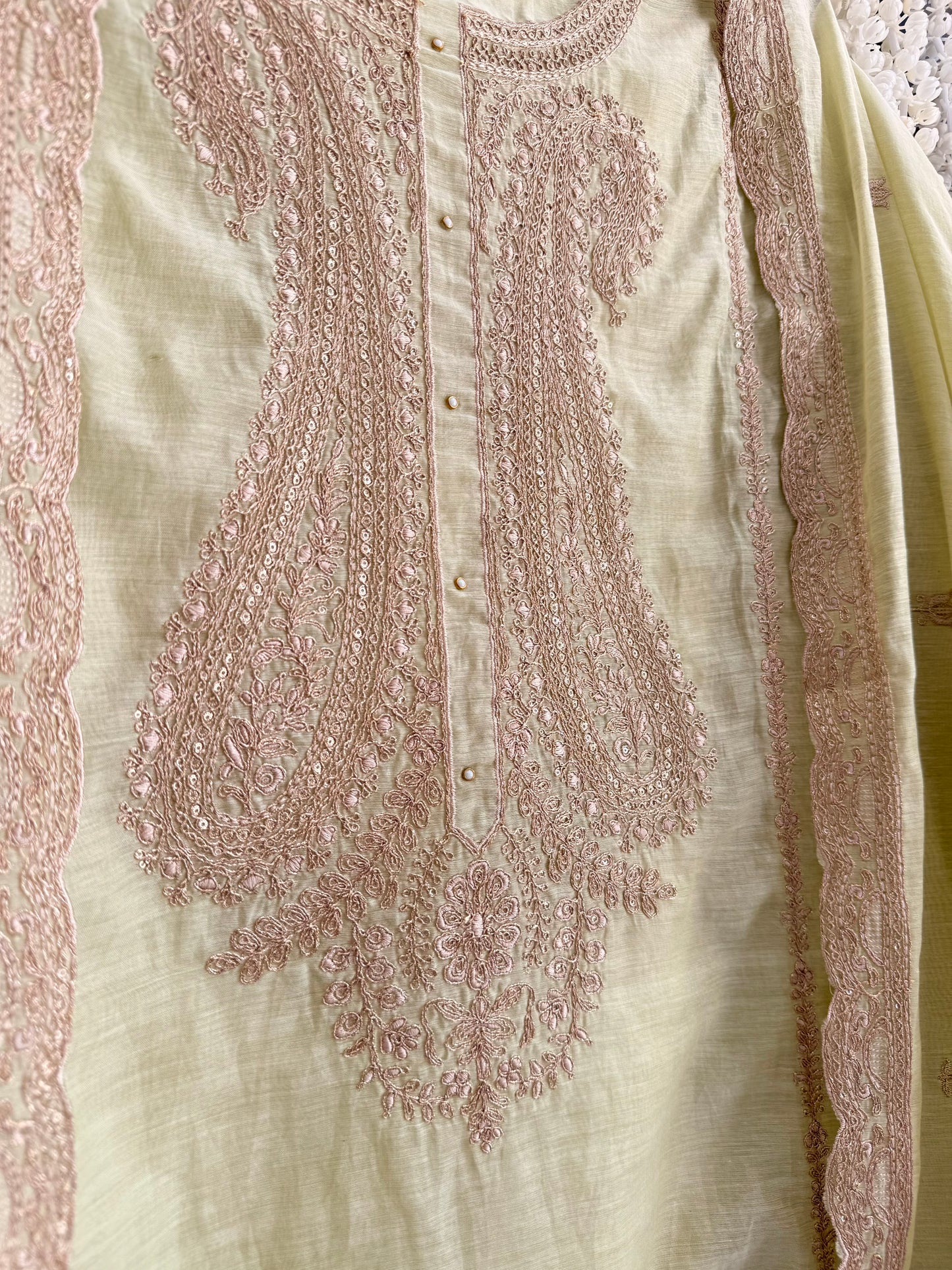 Luxurious Mul chanderi dori sitara suit
