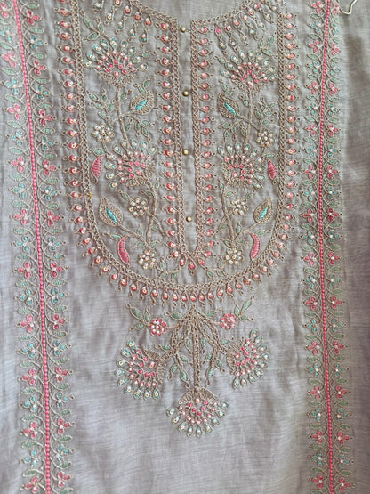 Luxurious Mul chanderi antique dori sitara suit