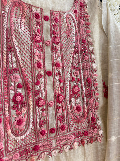 Linen paisley frenchknot suit