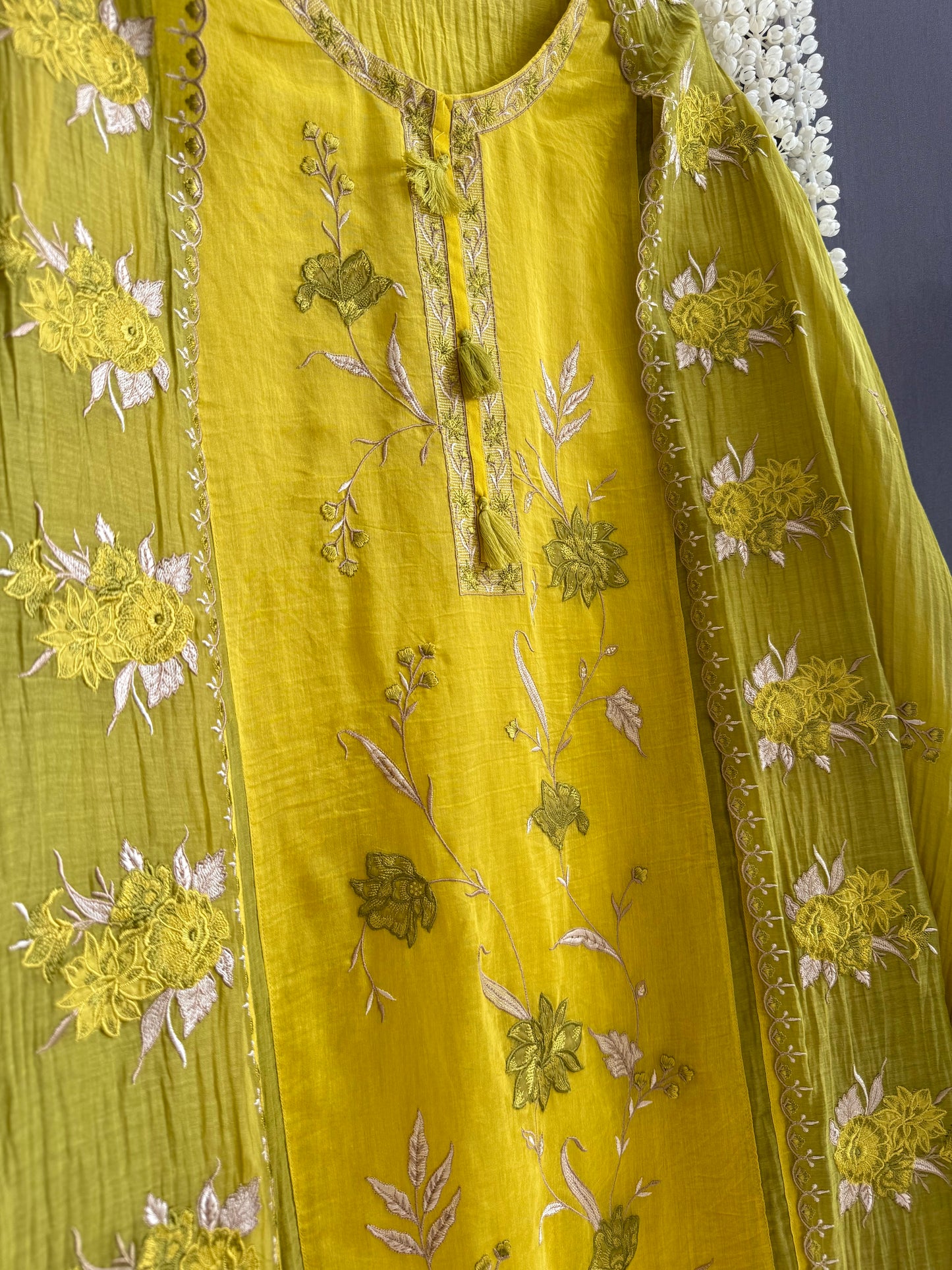 Luxurious Mul chanderi appliqué floral suit