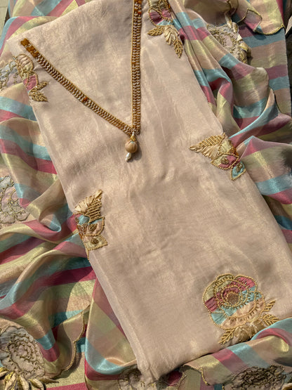 Luxurious roses appliqué handwork suit