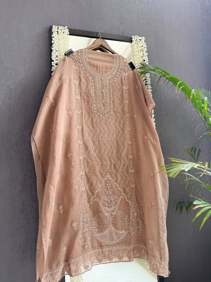 Luxurious Mul chanderi lucknowi bouquet suit