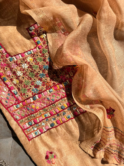 Premium linen handwork frenchknot suit