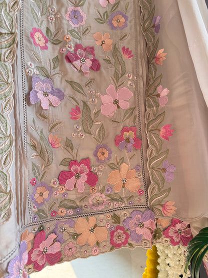 Luxurious organza appliqué work floral suit