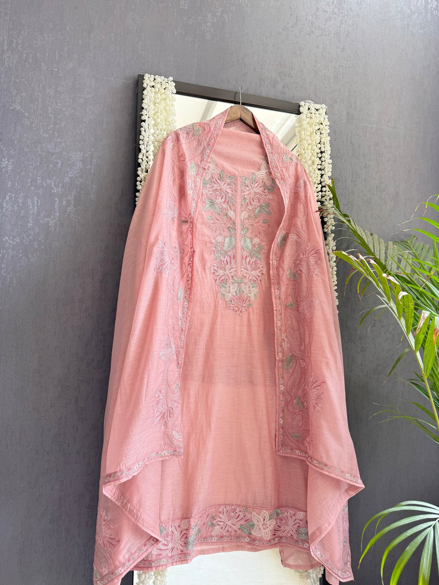 Luxurious Mul chanderi threadwork floral suit