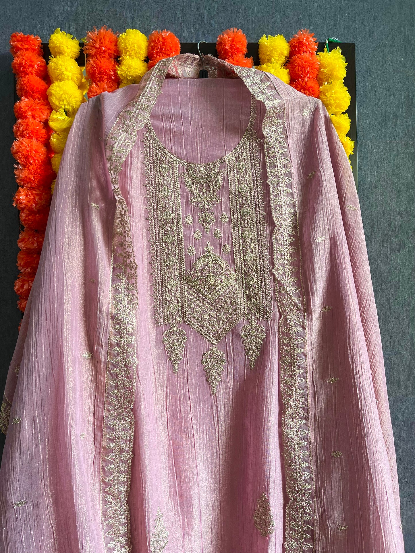 Crush tissue aari work suit