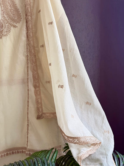 Luxurious Mul chanderi dori sitara suit