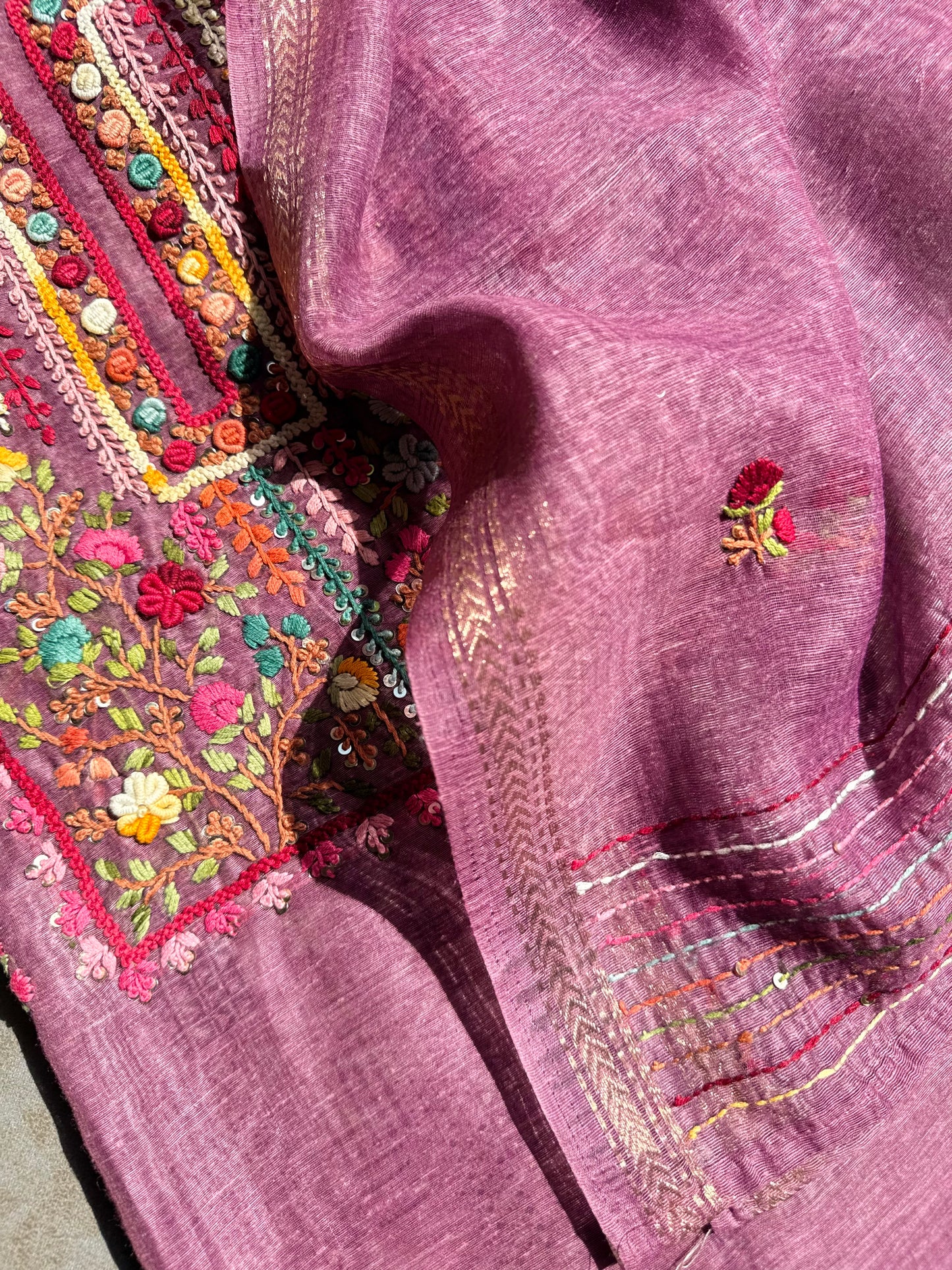 Premium linen handwork frenchknot suit