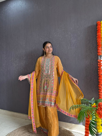 Zari embroidered Pakistani Suit