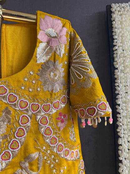 Luxurious raw silk Handwork set