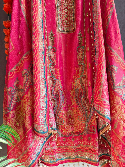 Luxurious pakistani kundan suit